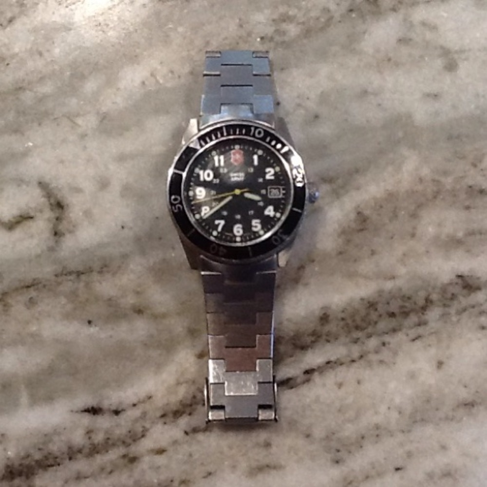 Working Swiss Army Watch